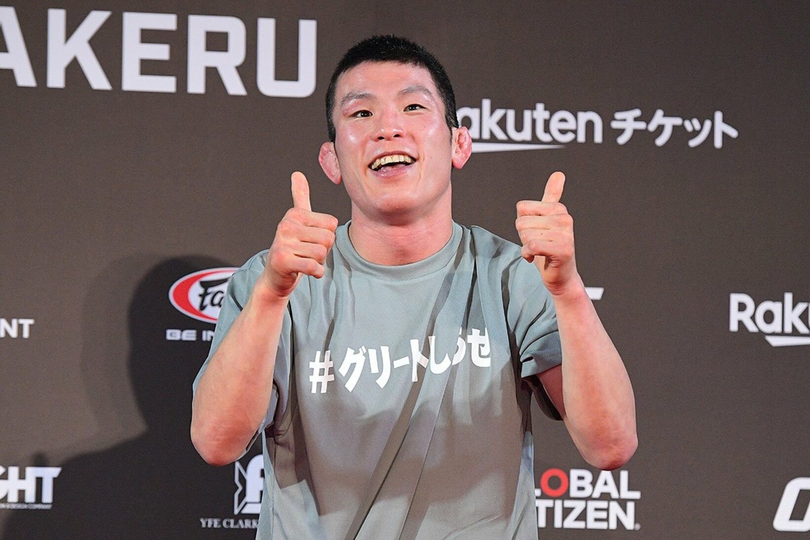 公開練習後に青木は「グリートしようぜ！」　また、初参戦の武尊に対してアドバイスを求められると「おこがましいです。彼が背負ってる大会で、僕は彼のおこぼれをいただいてる立場ですから。僕が彼に何か言うことはないです」とコメントを控えた。