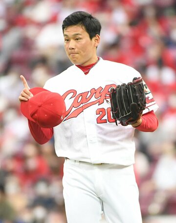  新人王を十分狙える立場の広島・栗林（東スポWeb）