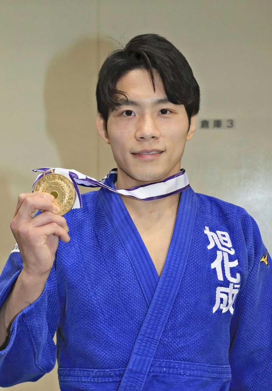  ４月、柔道の全日本選抜体重別選手権男子６０キロ級で優勝した古賀玄暉（代表撮影）