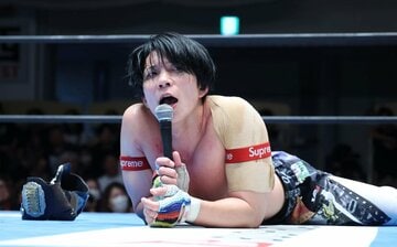試合後、マイクを握ったＹＯＨ