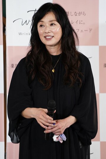  新商品発表会に出席した大塚寧々