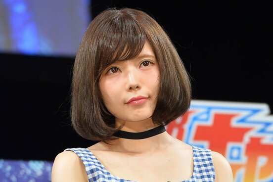 益若つばさ 