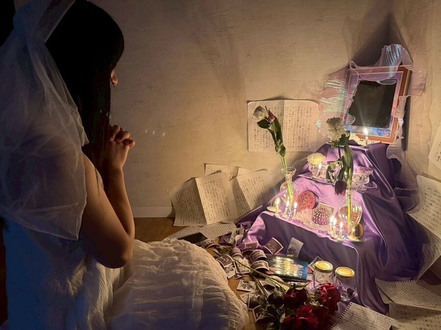 打倒・上谷沙弥へ、自伝を書き写した原稿用紙も…