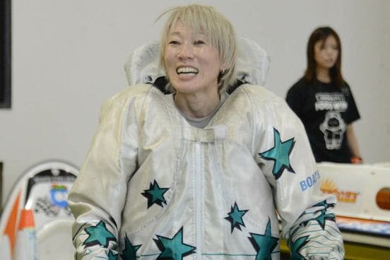 川野芽唯