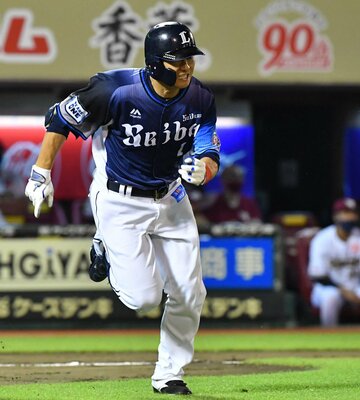  楽天戦の９回に右前打を放ち、偉業まであと１本とした西武・栗山