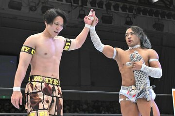 今年のBOSJでは、現IWGPジュニア王者のYOH(左)に勝利している豹