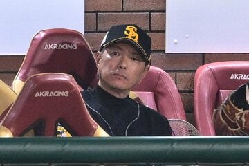 優勝は決めたものの、気苦労が絶えないソフトバンク・小久保監督