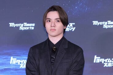 会見を行った宇野昌磨