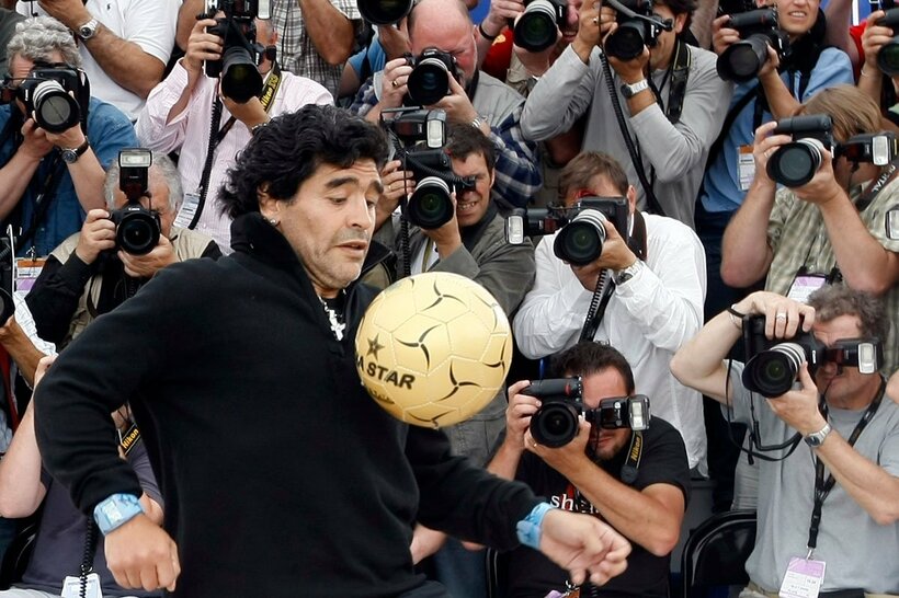 生前のマラドーナさん（ロイター）
