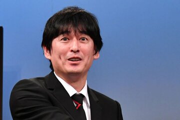 顔をケガした博多大吉