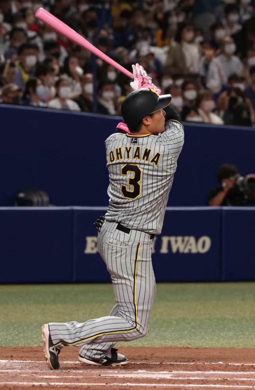  ７回、同点５号２ランを放った阪神・大山（東スポＷｅｂ）