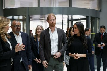ヨルダン訪問中のヘンリー王子、メーガン妃