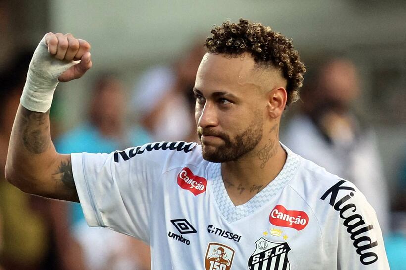 進退について語ったネイマール（ロイター） 