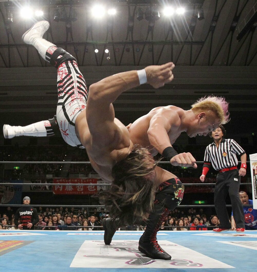 ２０１２年２月、王者・棚橋をレインメーカーで仕留めたオカダ