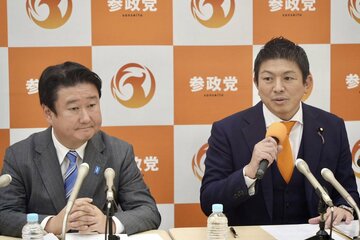 和田政宗氏（左）と神谷宗幣代表