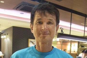 米沢徹コーチ