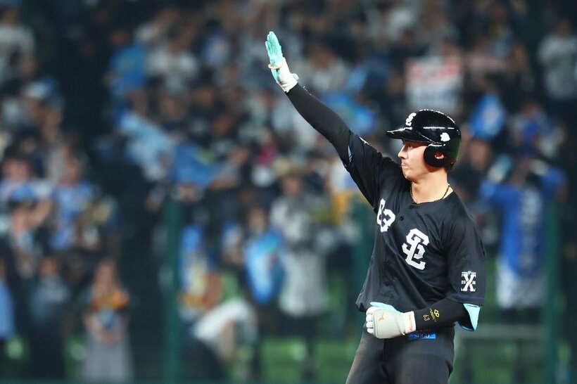 交流戦首位打者の西武・長谷川