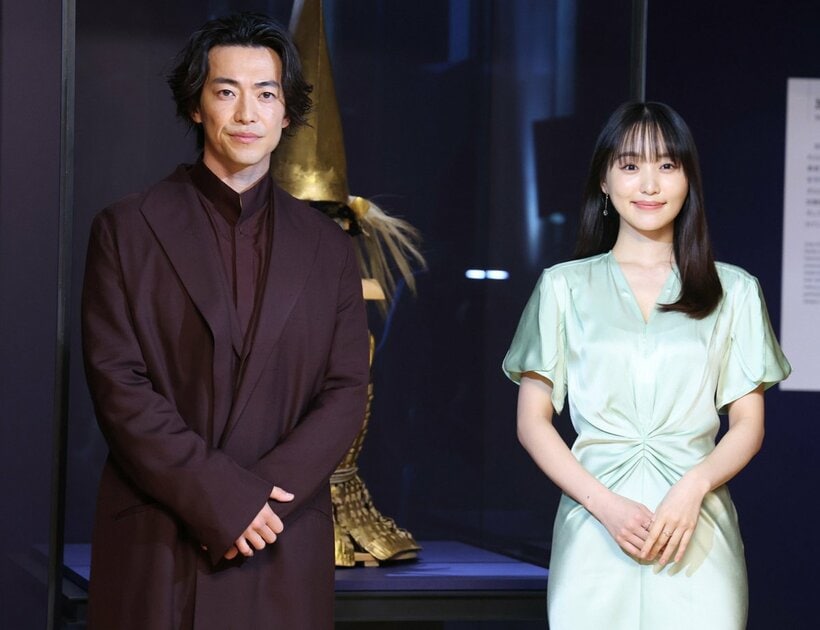 大東駿介(左)と菅井友香