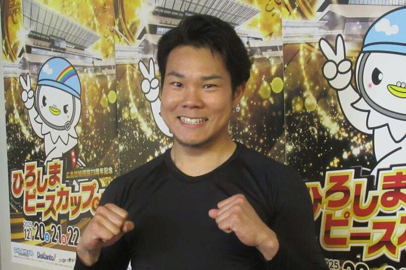 平野想真が笑顔でガッツポーズ