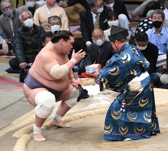  優勝に王手をかけた照ノ富士（東スポWeb）