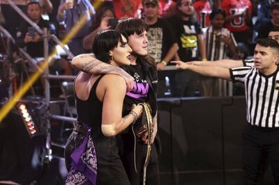写真：【WWE】女子世界王者リア・リプリーが闇落ち軍リーダー