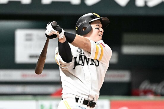 16号2ランを放ったソフトバンク・栗原陵矢