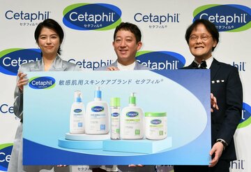  左から佐久間由衣、高橋茂雄、稲田直樹（東スポWeb）