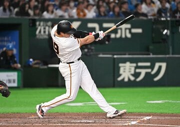６回、特大３ランを放った巨人・ダルベック