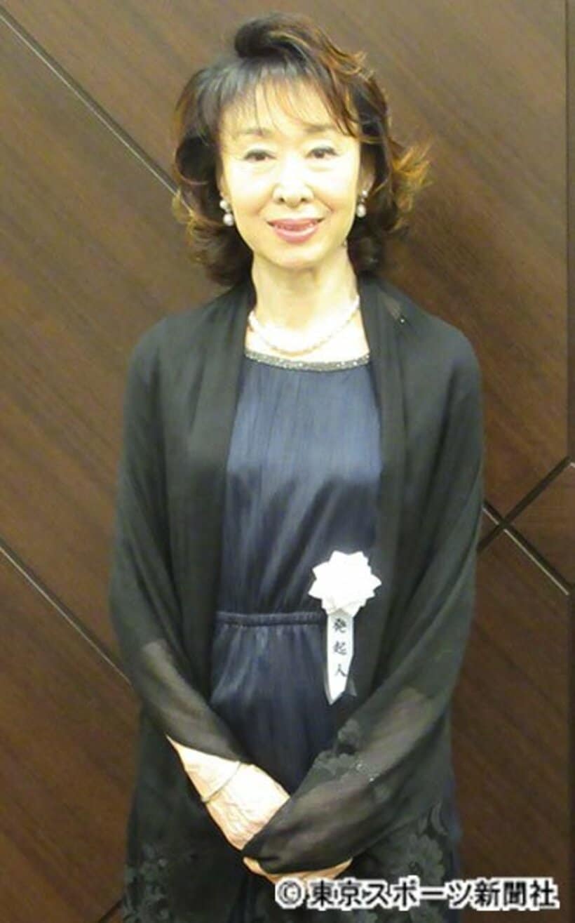  発起人の三田佳子