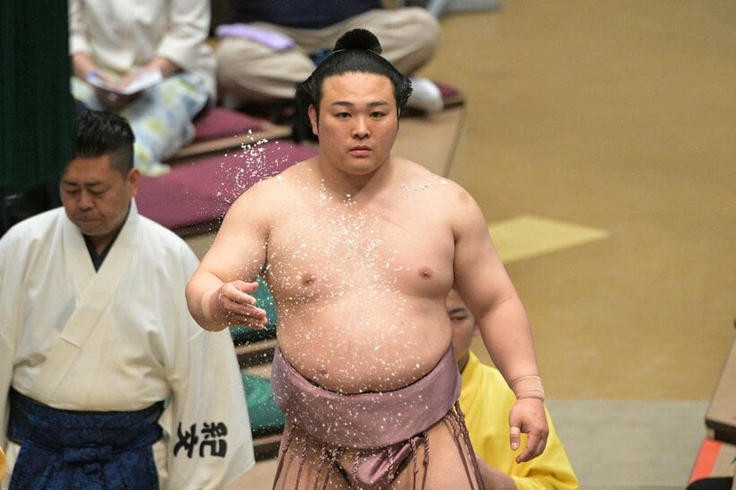 炎鵬