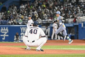 ４月３０日の阪神戦。ヤクルト先発の高梨は大乱調ながら７回途中まで続投した