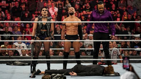 WWE】フィン・ベイラーが闇落ち！ ジャッジメント・デイに加入し