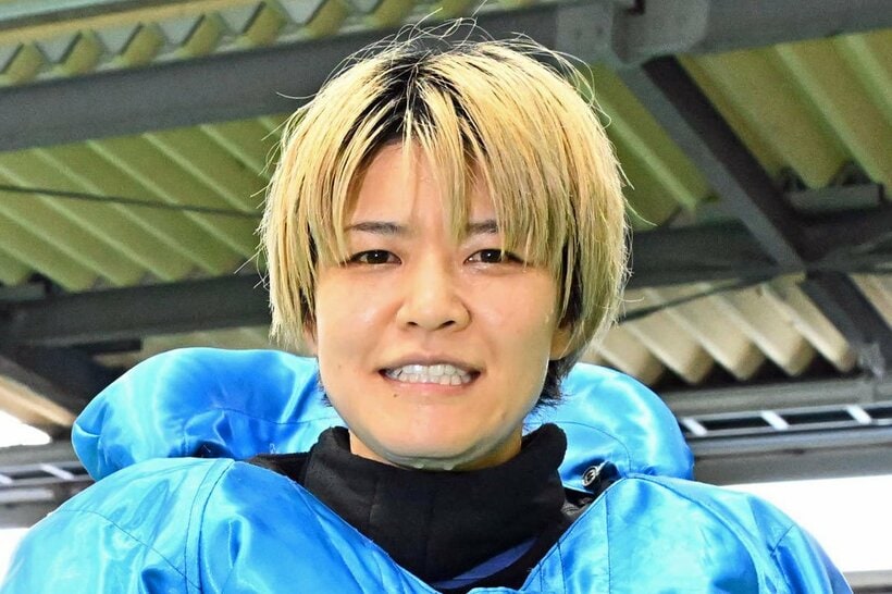 遠藤エミ