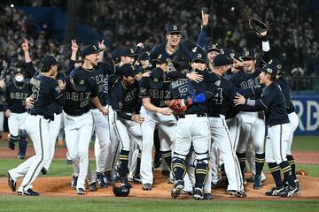 ２２年のオリックスは「１０・２」を制して連覇を達成した