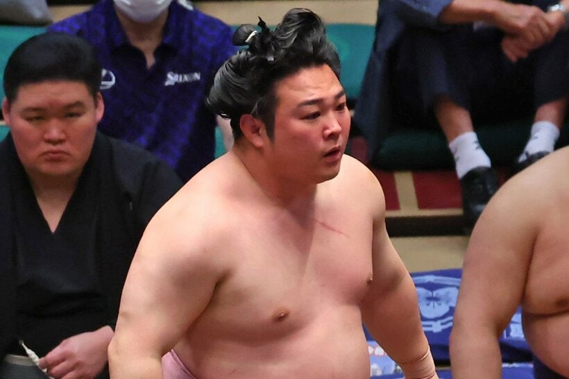 ４連勝の炎鵬