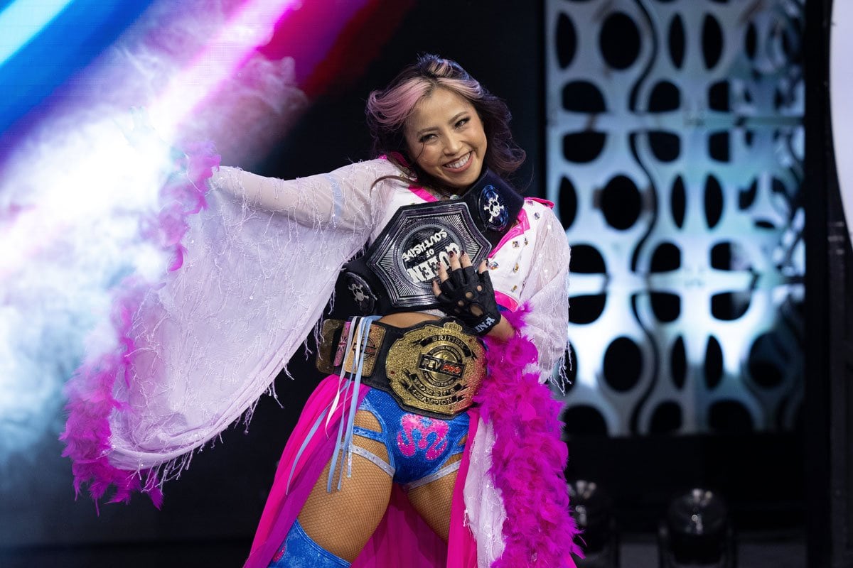 AEW】白川未奈がマライアのシャンパンアタック被弾 愛憎劇はAEW