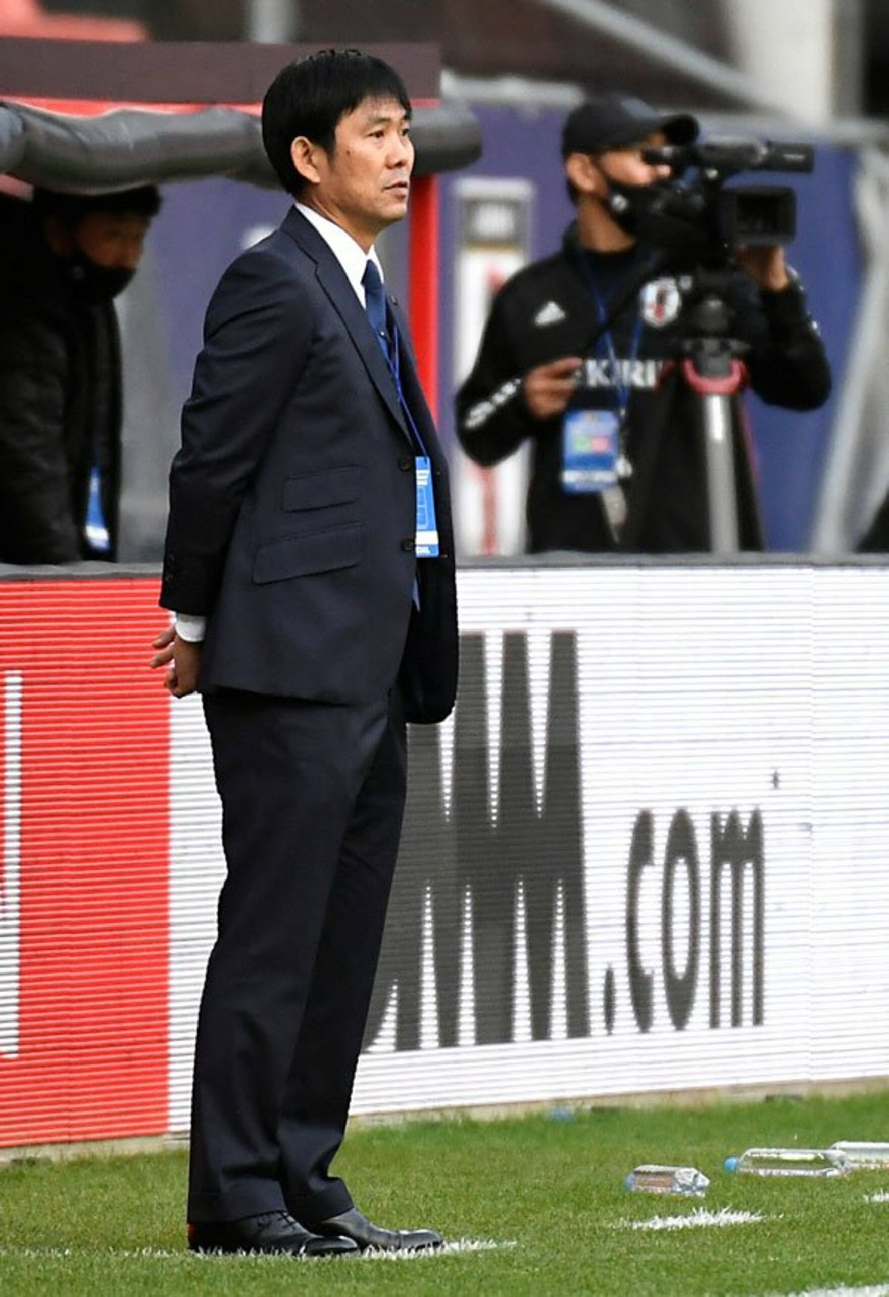 「コートジボワール監督「発言は人種差別と解釈も」シュヴァインシュタイガー謝罪」