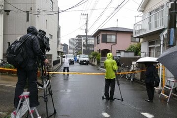 身元不明の遺体が見つかった住宅付近