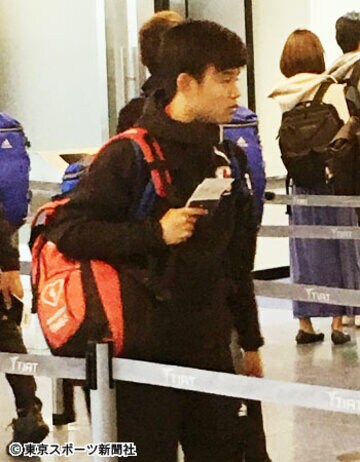 韓国へ出発した久保