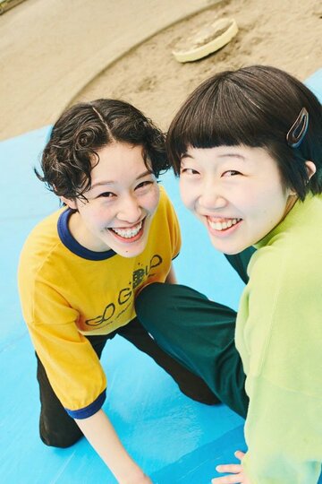 もめんとの小口響郁（左）と竹田百花
