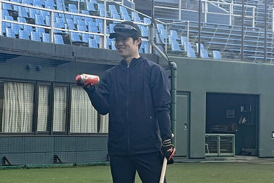リラックスした表情でトレーニングに励んだ中野
