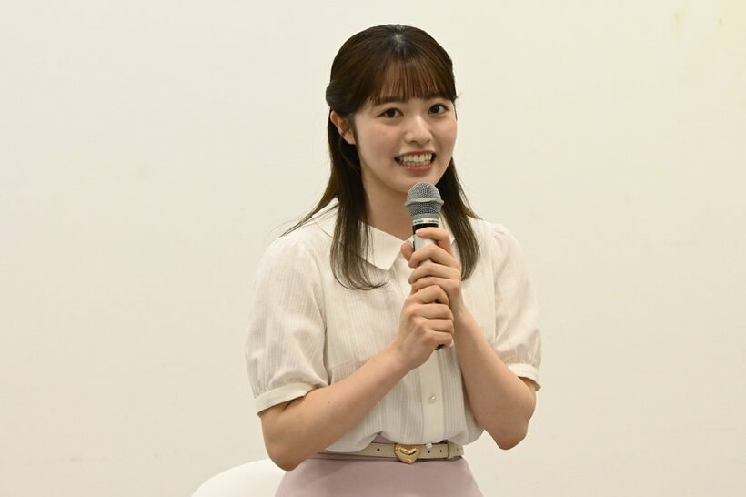 新人の柏原怜奈アナウンサー