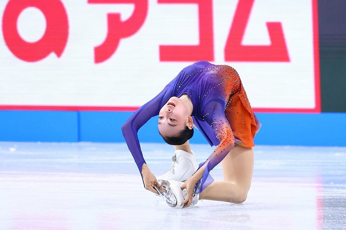 柔軟性もハンパない岡万佑子