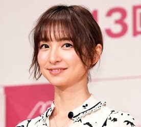  篠田麻里子
