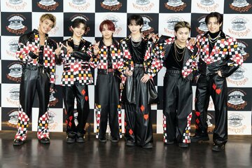 LIL LEAGUEの(左から)岩城星那、山田晃大、百田隼麻、難波碧空、岡尾真虎、中村竜大