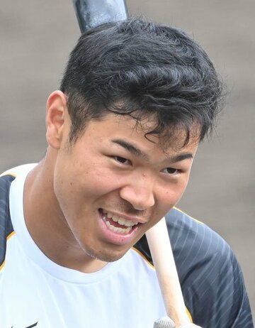  虎の大物ルーキー・佐藤輝