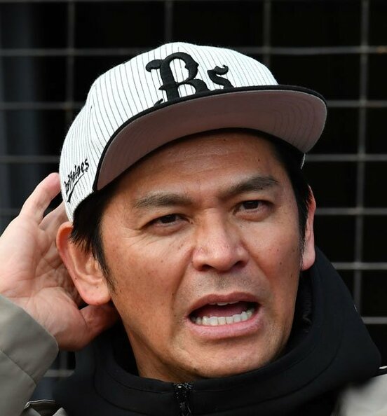  「ますだおかだ」の岡田