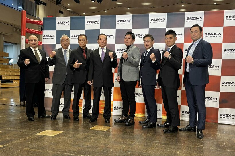 シーザー武志会長（左から３人目）ら新イベントに参加する各団体首脳