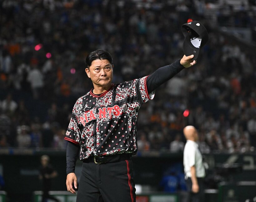 特別ユニホームで臨んだ後半戦初戦をものにした巨人・橋上監督代行