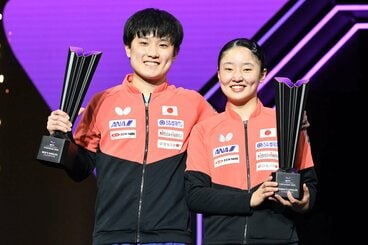 きょうだい優勝した張本智和(左)と張本美和
